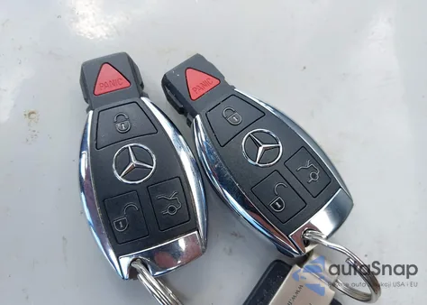 2018 Mercedes-Benz Glc 300 из США, поврежденный, VIN WDC0G4JB4JV110440